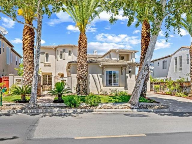 House for sale in Gilroy, California
