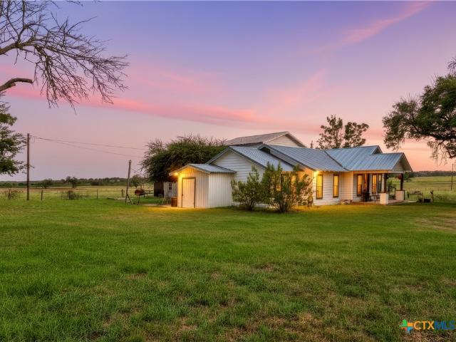 House for sale in Slayden, Gonzales