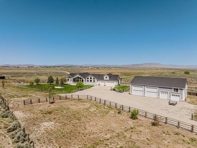 House for sale in Lamoille, Nevada
