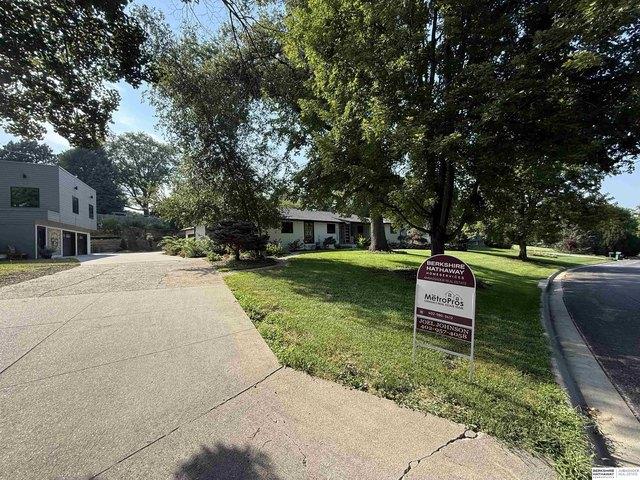 House for sale in Rockbrook, Omaha