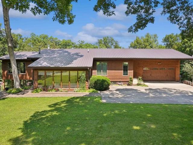 House for sale in Delhi, Iowa