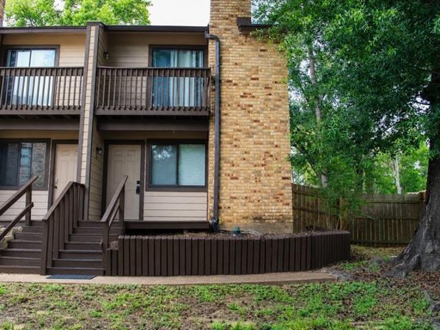 Townhouse for sale in Walker, Texas
