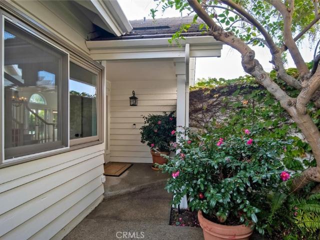 House for sale in Corona del Mar, Newport Beach