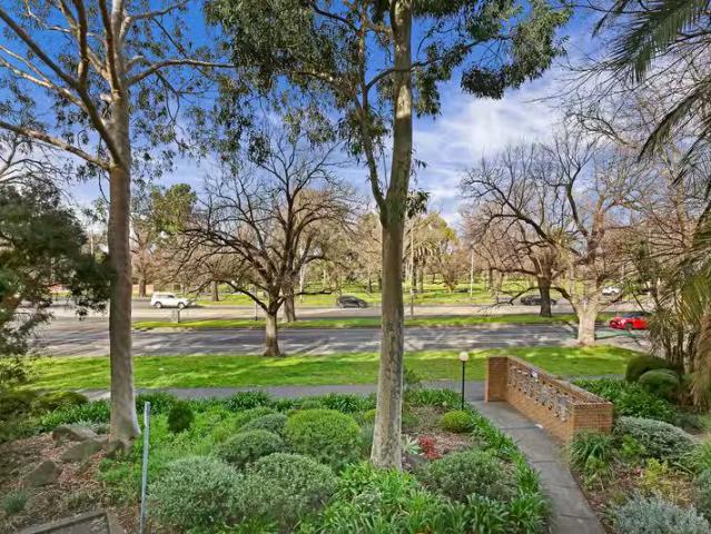 House for rent in Parkville