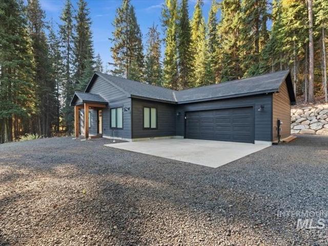 House for sale in Donnelly, Valley County
