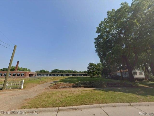 Land for sale in Dearborn Heights, Michigan