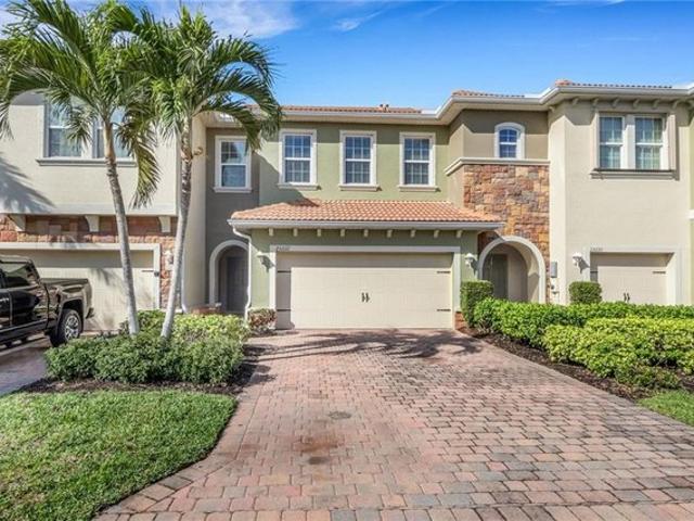Townhouse for sale in Bonita Springs, Florida