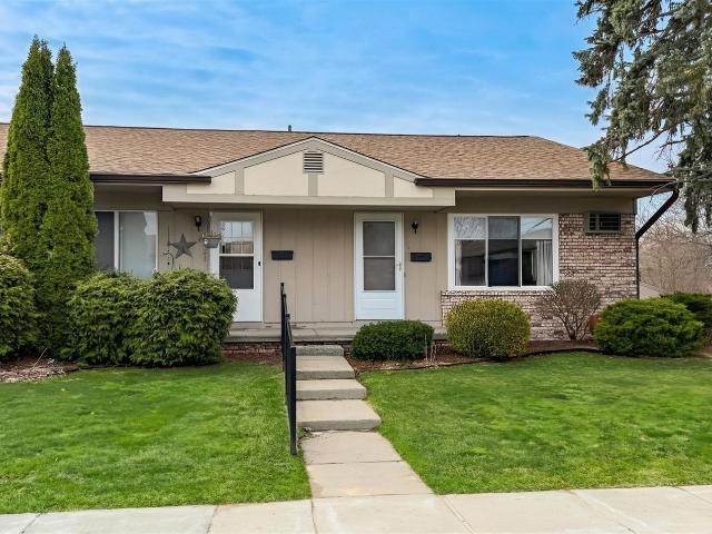 Condo for sale in South Lyon, Michigan