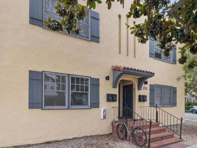 Commercial for sale in Palo Alto, California