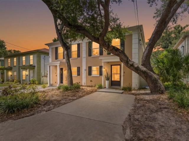 Townhouse for sale in Tampa, Florida