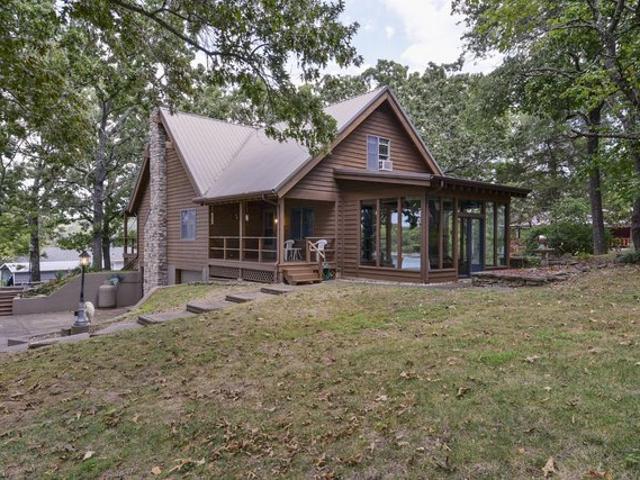 House for sale in Barry, Missouri