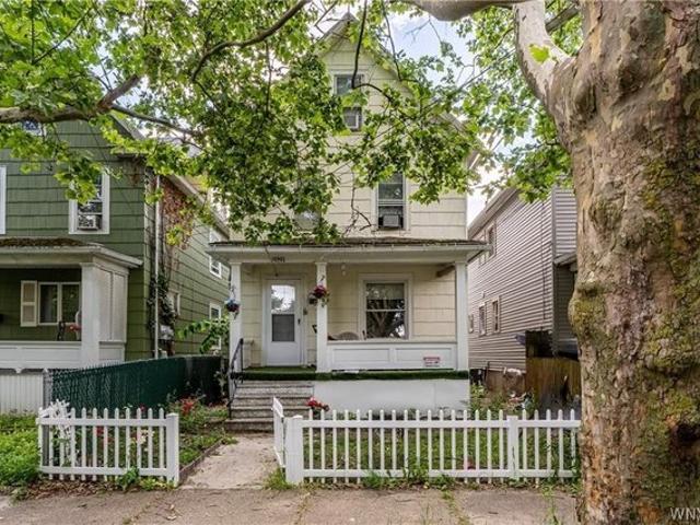 House for sale in Niagara, New York