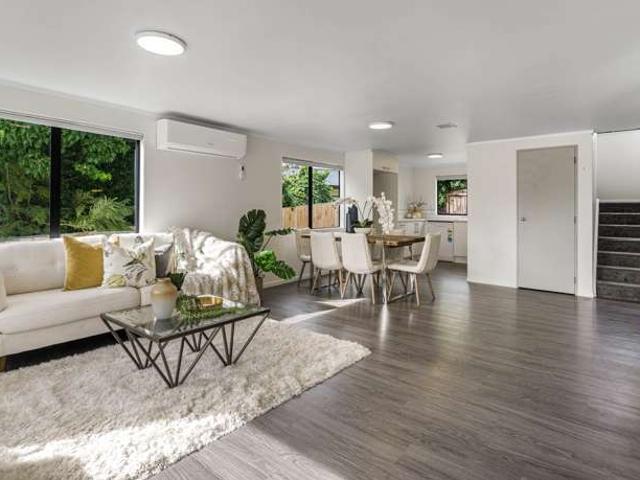 House for sale in Wairau Valley