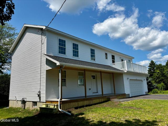 House for sale in Niskayuna, New York