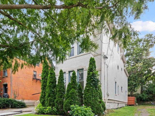 House for sale in Roselawn, Ohio