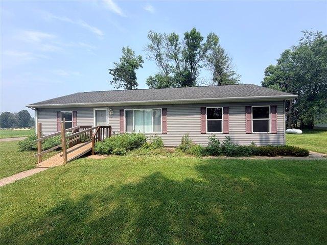 House for sale in New Auburn, Wisconsin