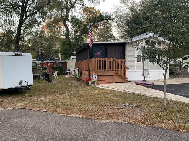 House for sale in Fort Mc Coy, Florida