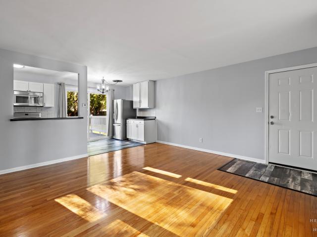 House for sale in McHenry, McHenry County