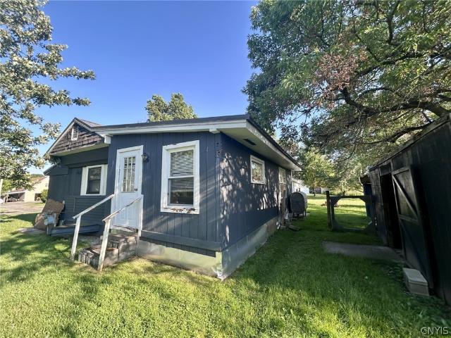 House for sale in Oneida, New York