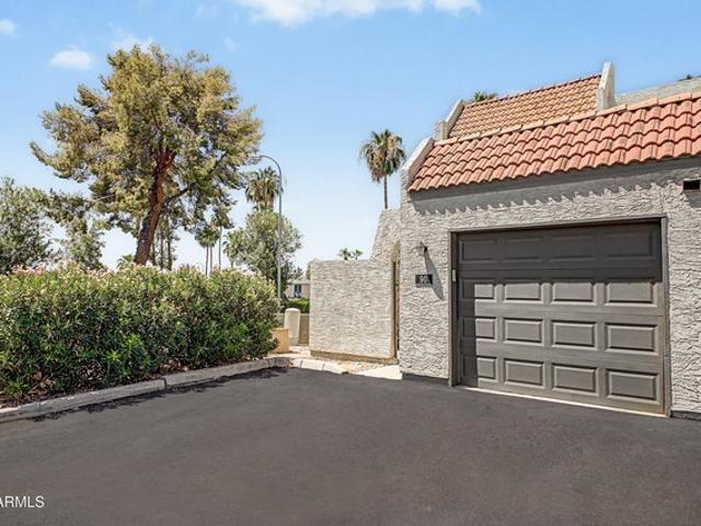 Townhouse for sale in Mesa, Arizona