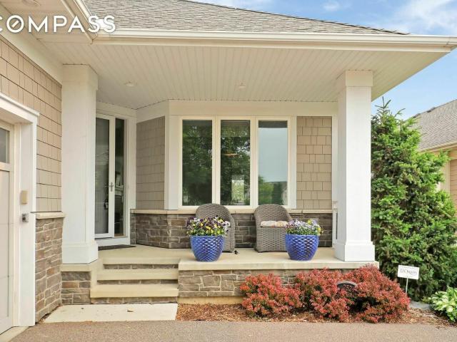Townhouse for sale in Orono