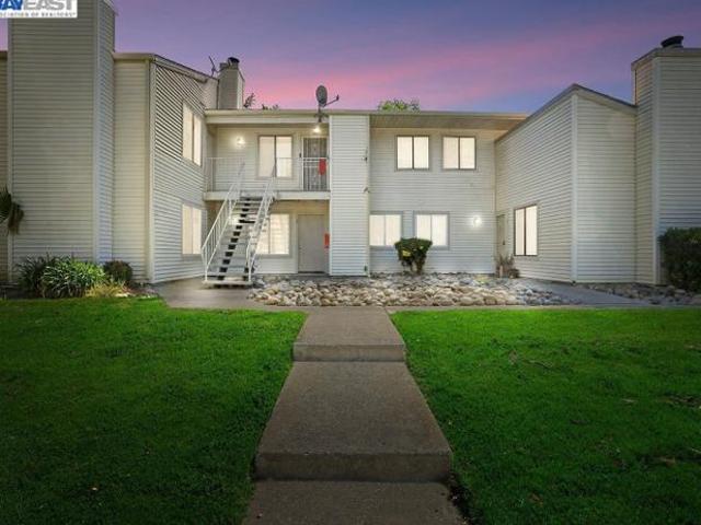Condo for sale in Lodi, California