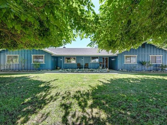 House for sale in Acampo, California