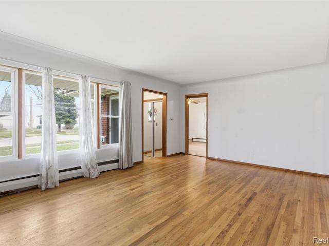 House for sale in Warren, Macomb County