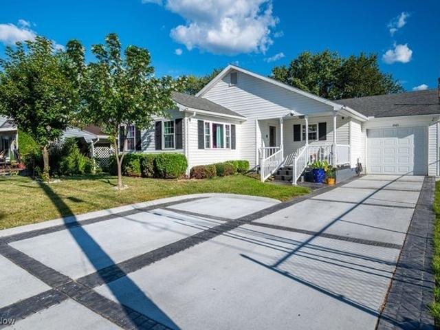 House for sale in Parkersburg, West Virginia