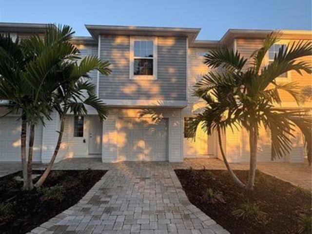 Townhouse for sale in Florida