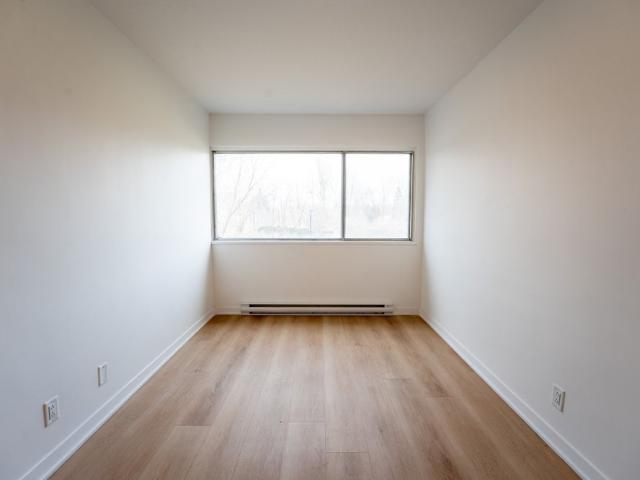 Apartment for rent in Chomedey, Quebec