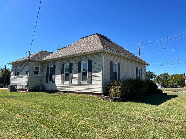 Commercial for sale in Mount Vernon, Jefferson County