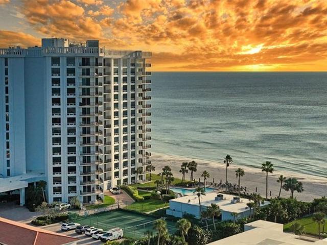 Condo for sale in Longboat Key, Manatee County
