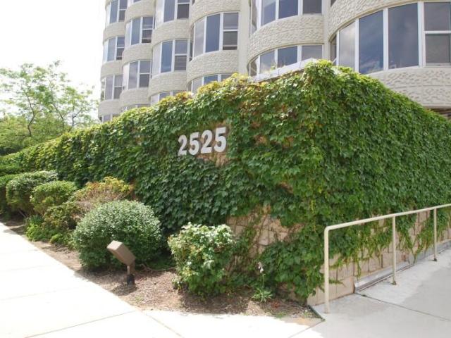 Condo for sale in Bay View, Milwaukee