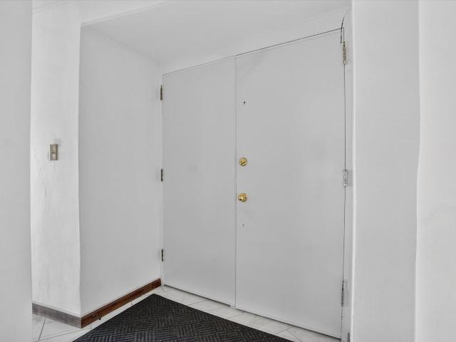 Condo for sale in Bay View, Milwaukee