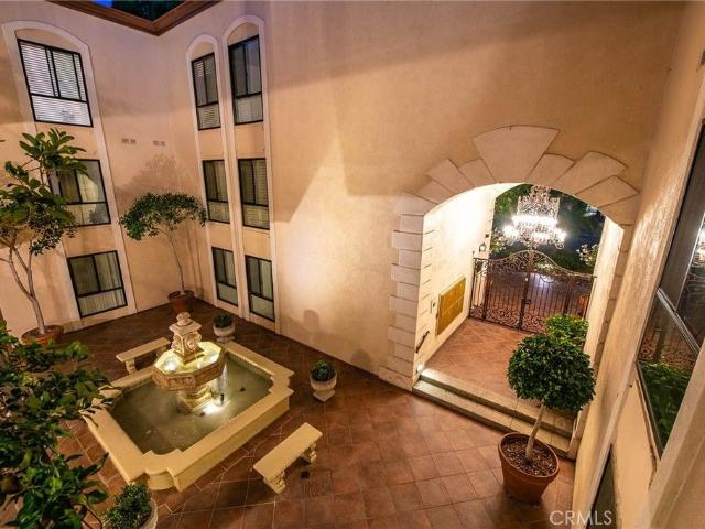 Condo for rent in California