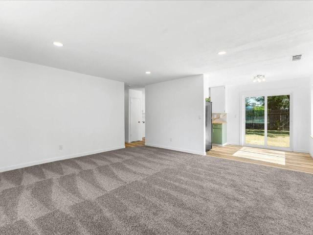 House for sale in Los Molinos, California