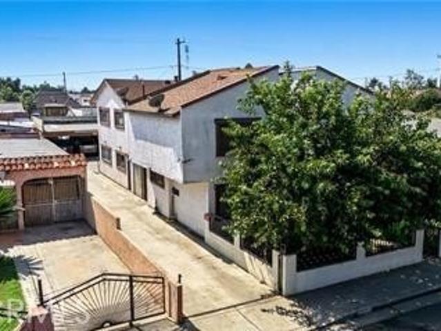 House for sale in Huntington Park, California