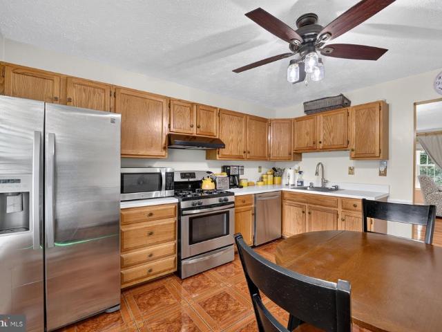 Townhouse for sale in Waldorf, Maryland