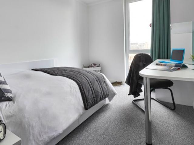 Room for rent in Black Friars, Old Wharf