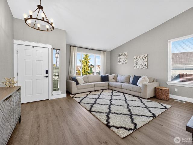 House for sale in Spanaway, Pierce County