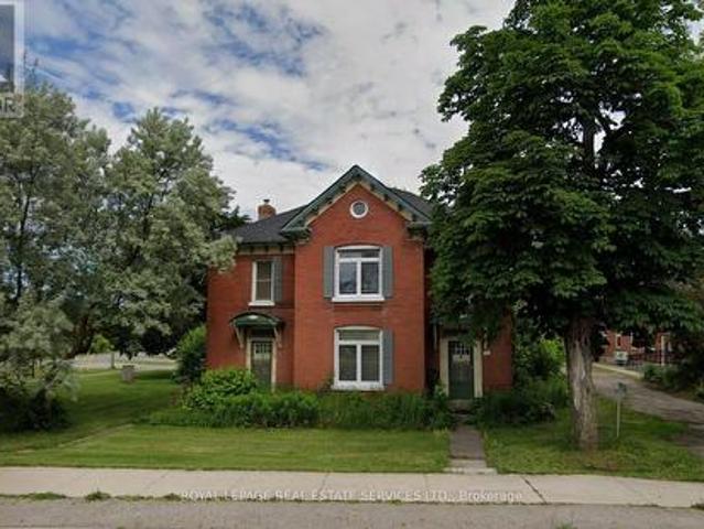 House for sale in Oakville, Ontario
