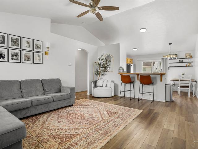 House for sale in Glacier Park, Burley