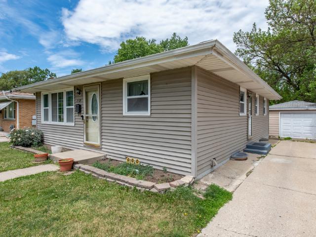 House for sale in Waukegan, Illinois