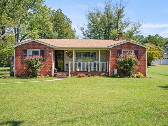 House for sale in Pamplin City, Appomattox County