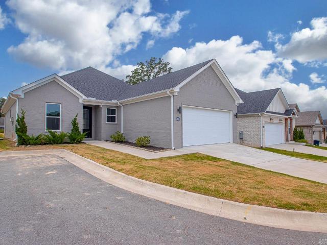 House for sale in Ark