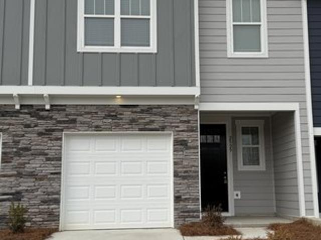 Townhouse for rent in Gastonia, North Carolina