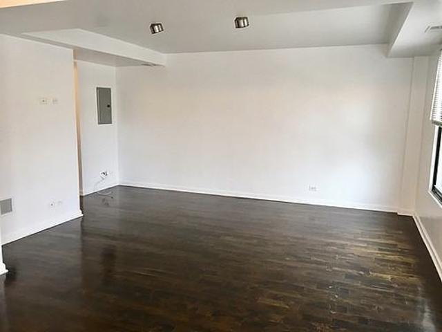 Apartment for rent in Chicago Park, Illinois