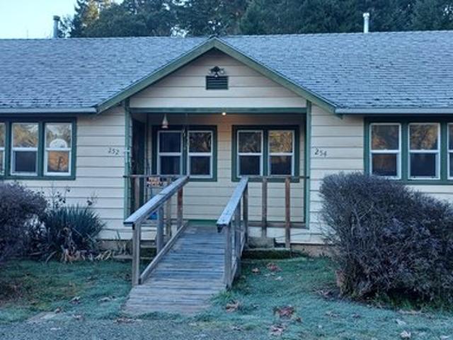 Townhouse for sale in Oregonia