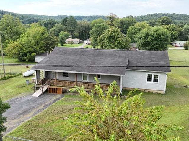 House for sale in Tracy City, Middle Tennessee